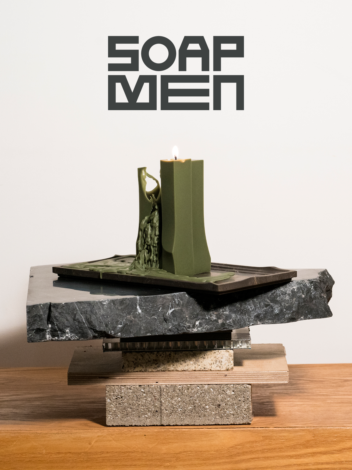 SOAPMAN Vertical Bar Sculpture Candle - Wild Growth of Grass - Olive Green