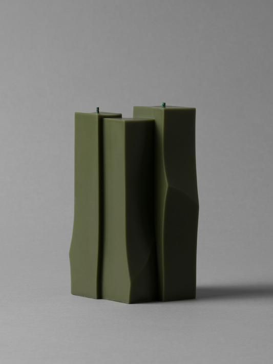 SOAPMAN Vertical Bar Sculpture Candle - Wild Growth of Grass - Olive Green