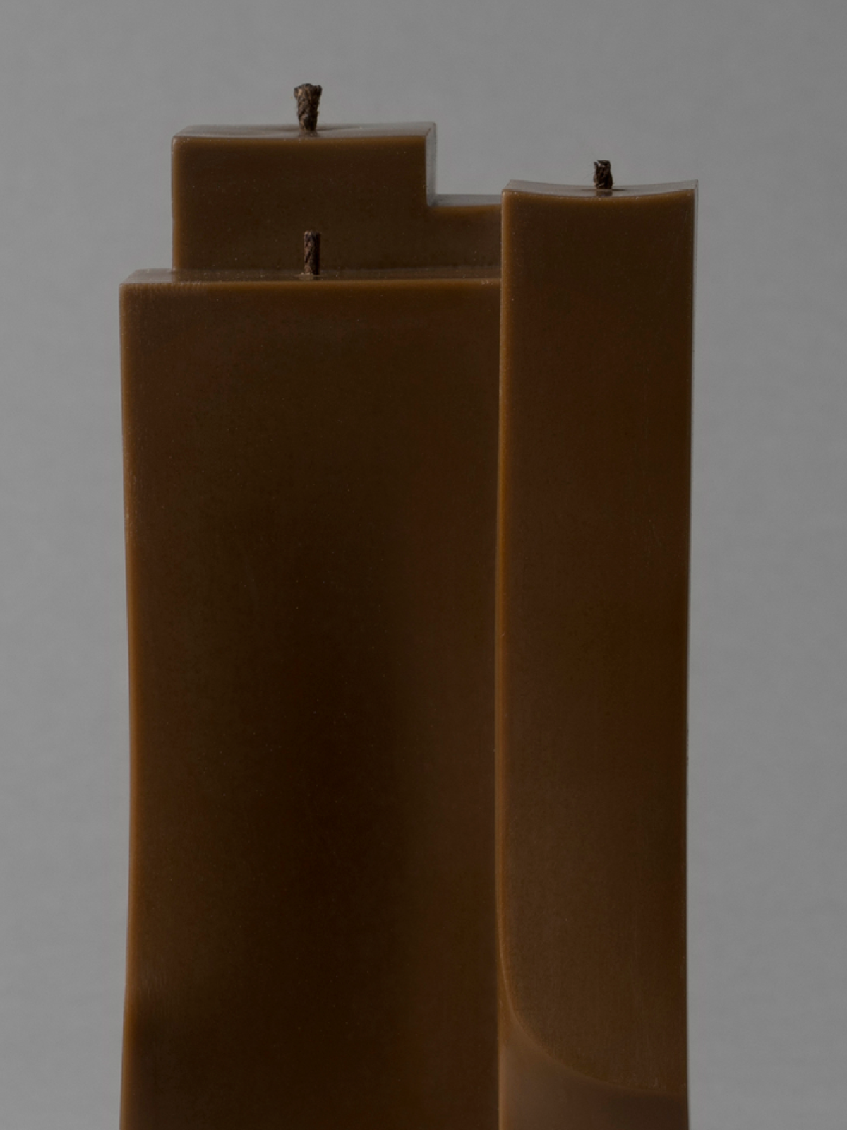 SOAPMAN Vertical Bar Sculpture Candle - Edible Books - Coffee Brown