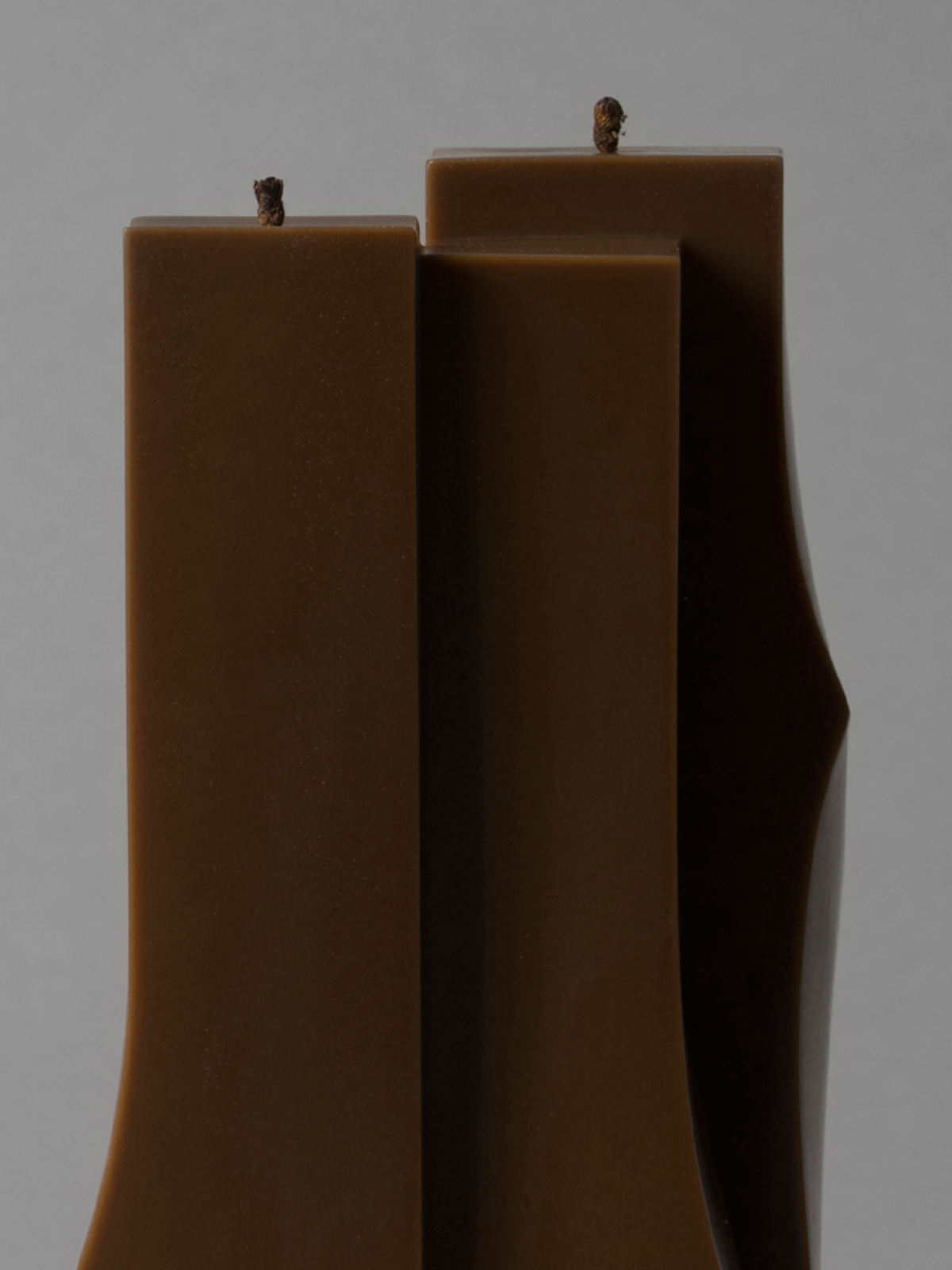 SOAPMAN Vertical Bar Sculpture Candle - Edible Books - Coffee Brown