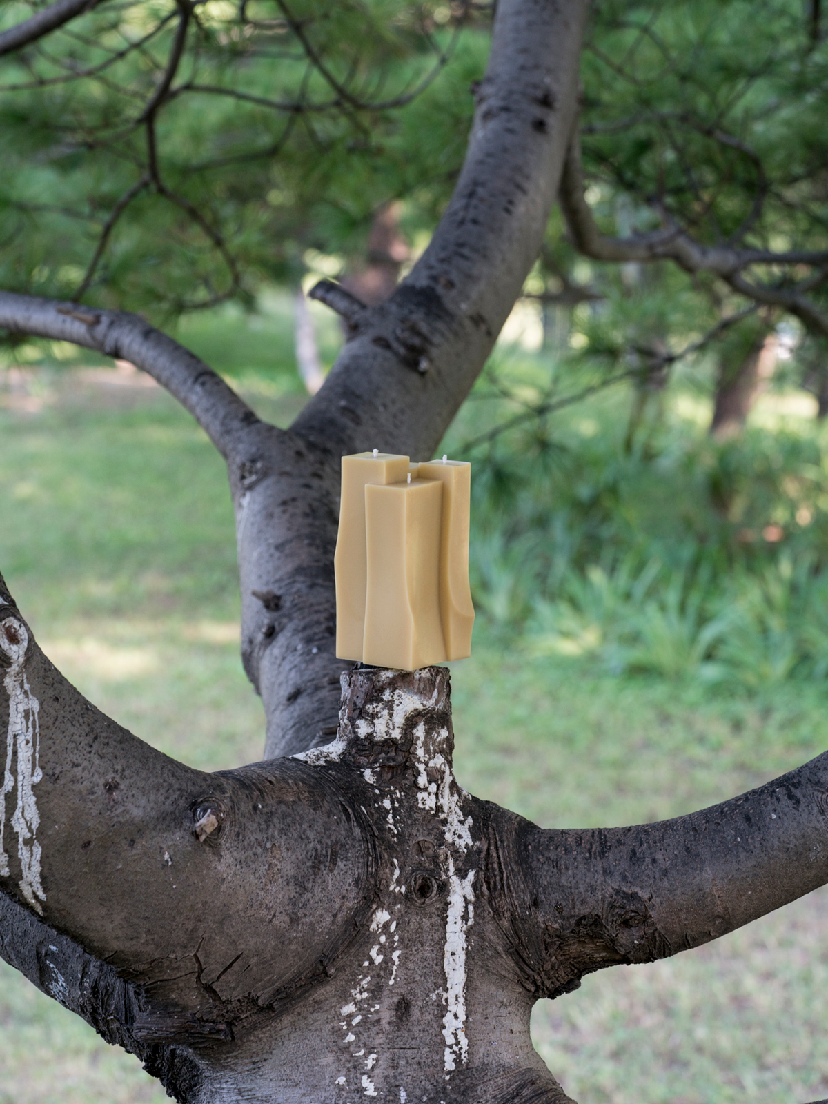 SOAPMAN Vertical Bar Sculpture Candle - Grafting - Khaki