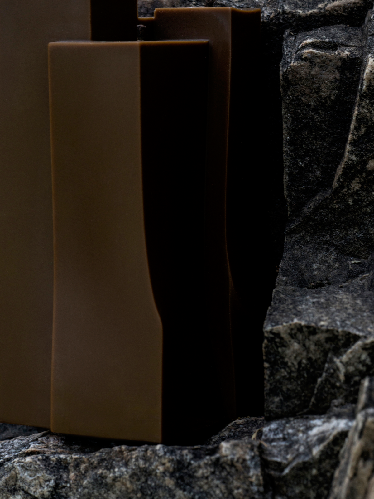 SOAPMAN Vertical Bar Sculpture Candle - Edible Books - Coffee Brown