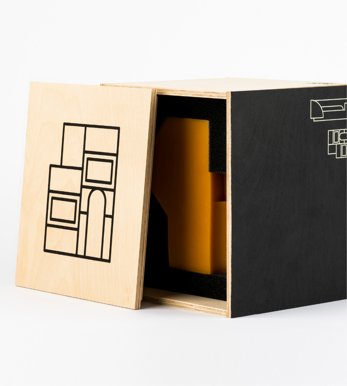 SOAPMEN Deconstructivism Candle 2 — Grafting — Yellow