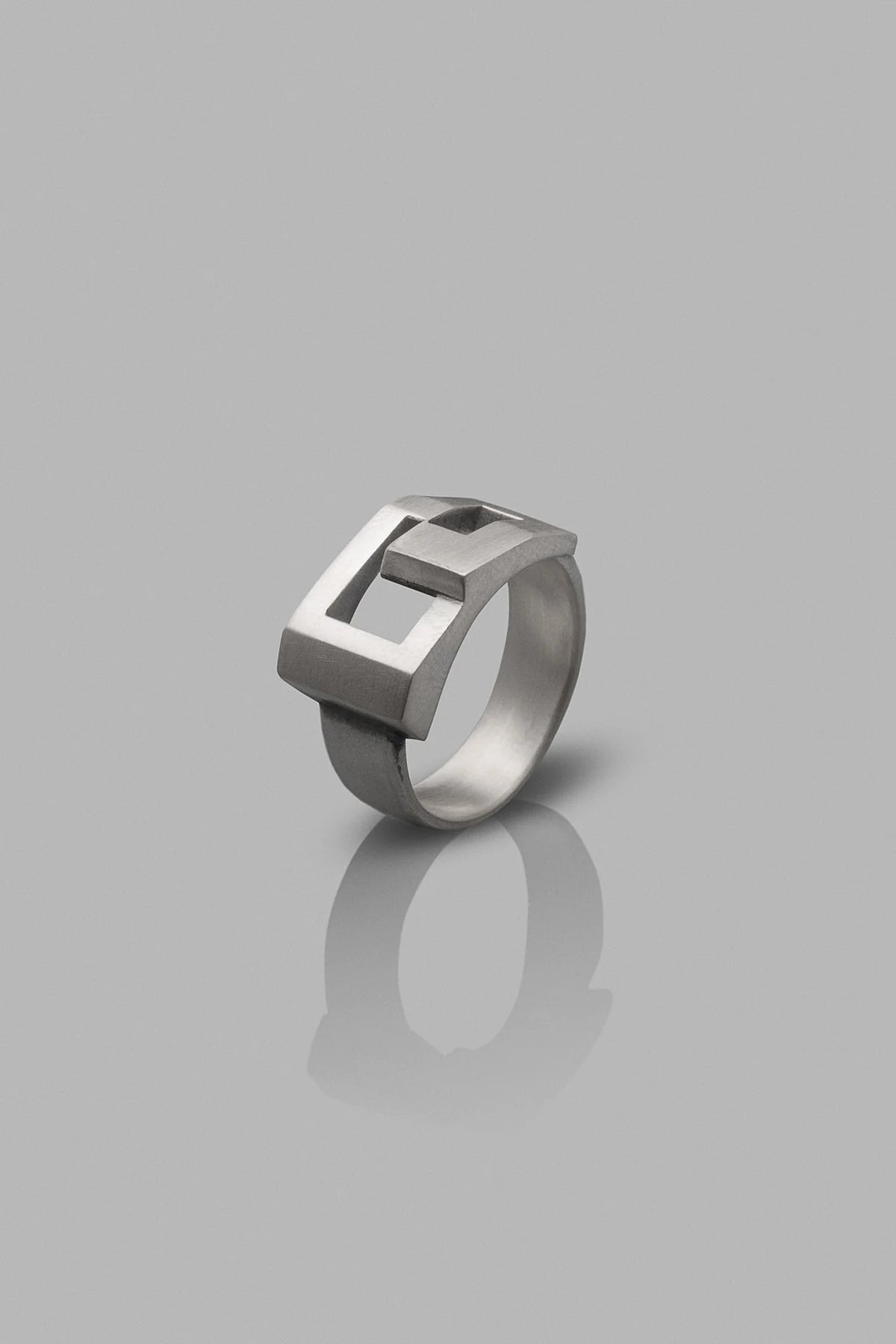 BEALST-RING