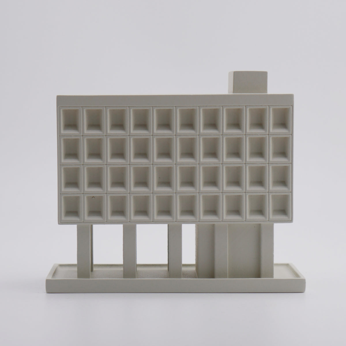 BRUTALIST Toy