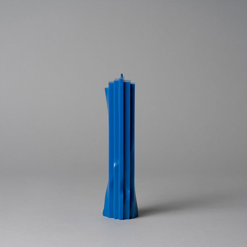 SOAPMEN Vertical Bar Sculpture Candle - Frigid Wonderland