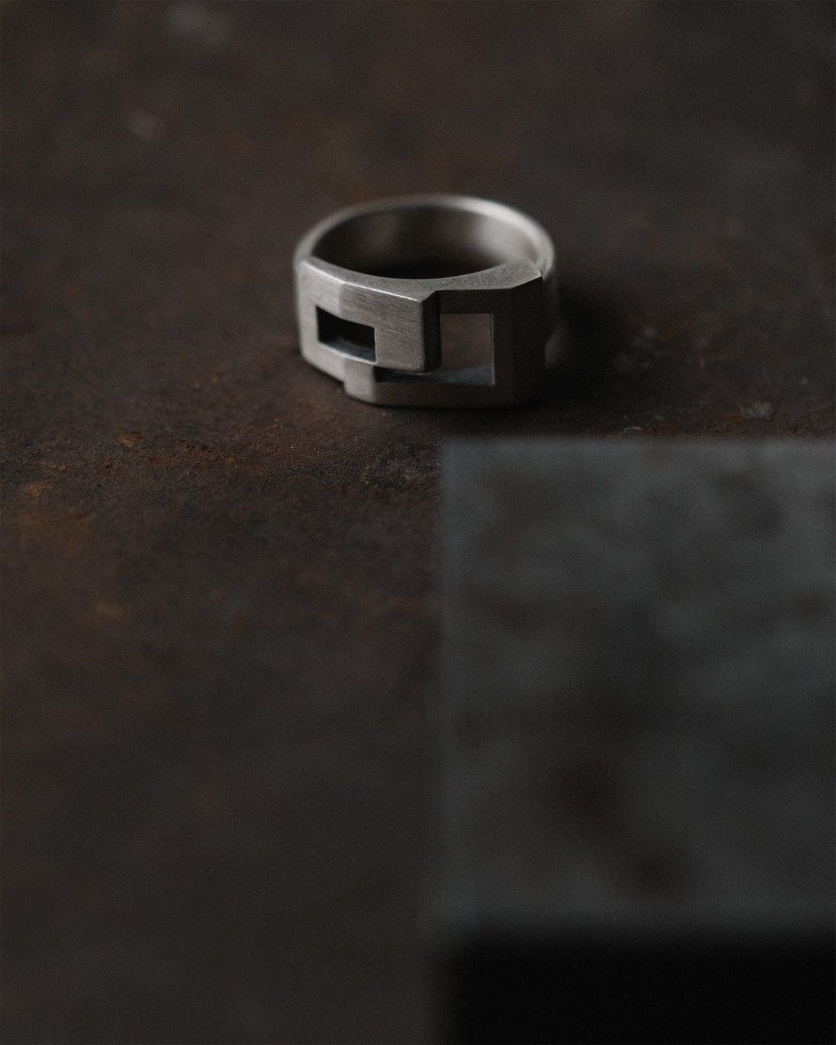 BEALST-RING