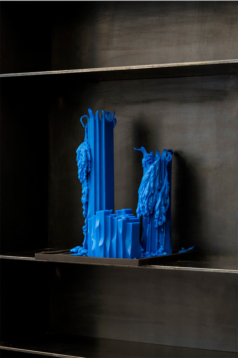 SOAPMEN Vertical Bar Sculpture Candle - Frigid Wonderland