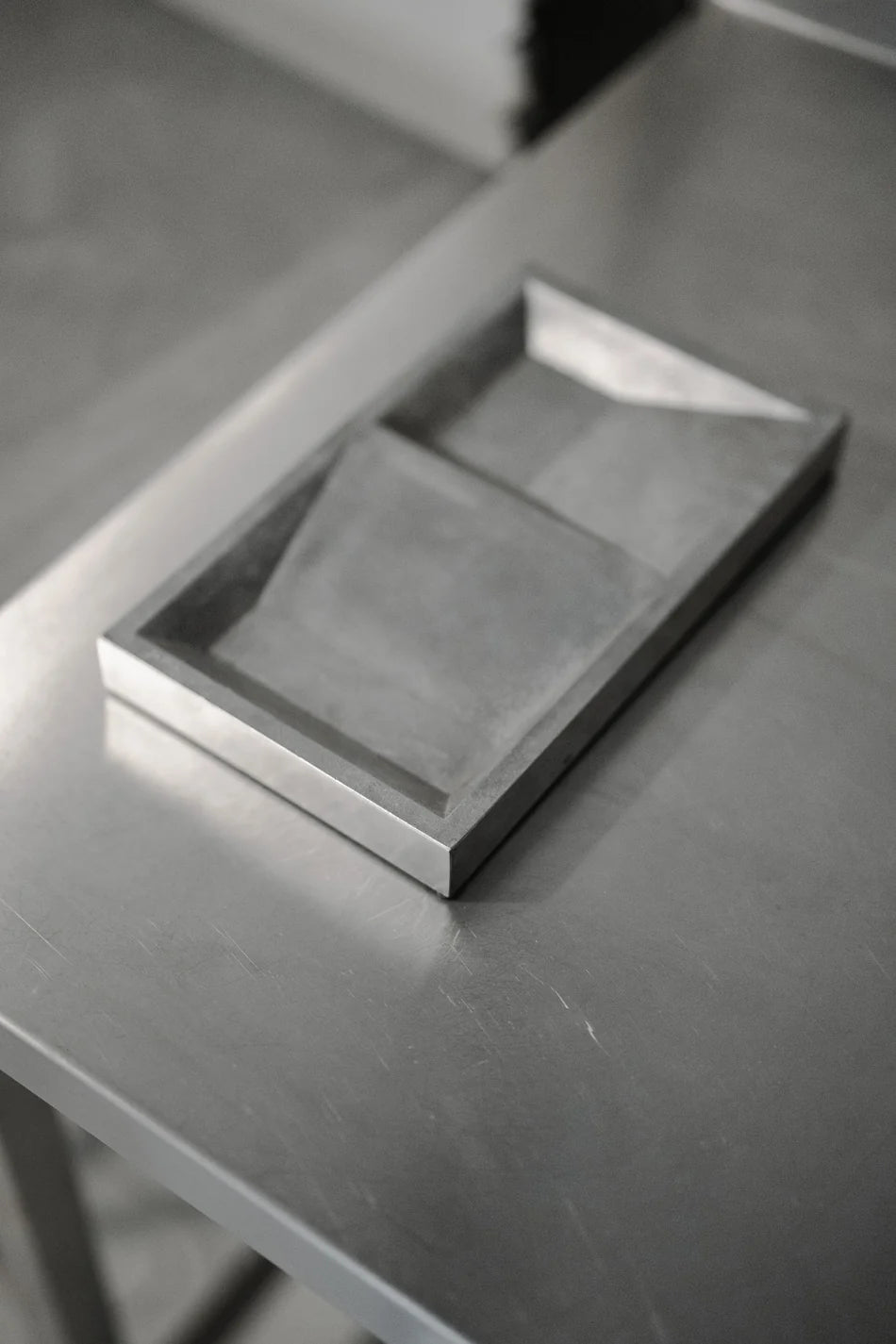 REHAE-TRAY